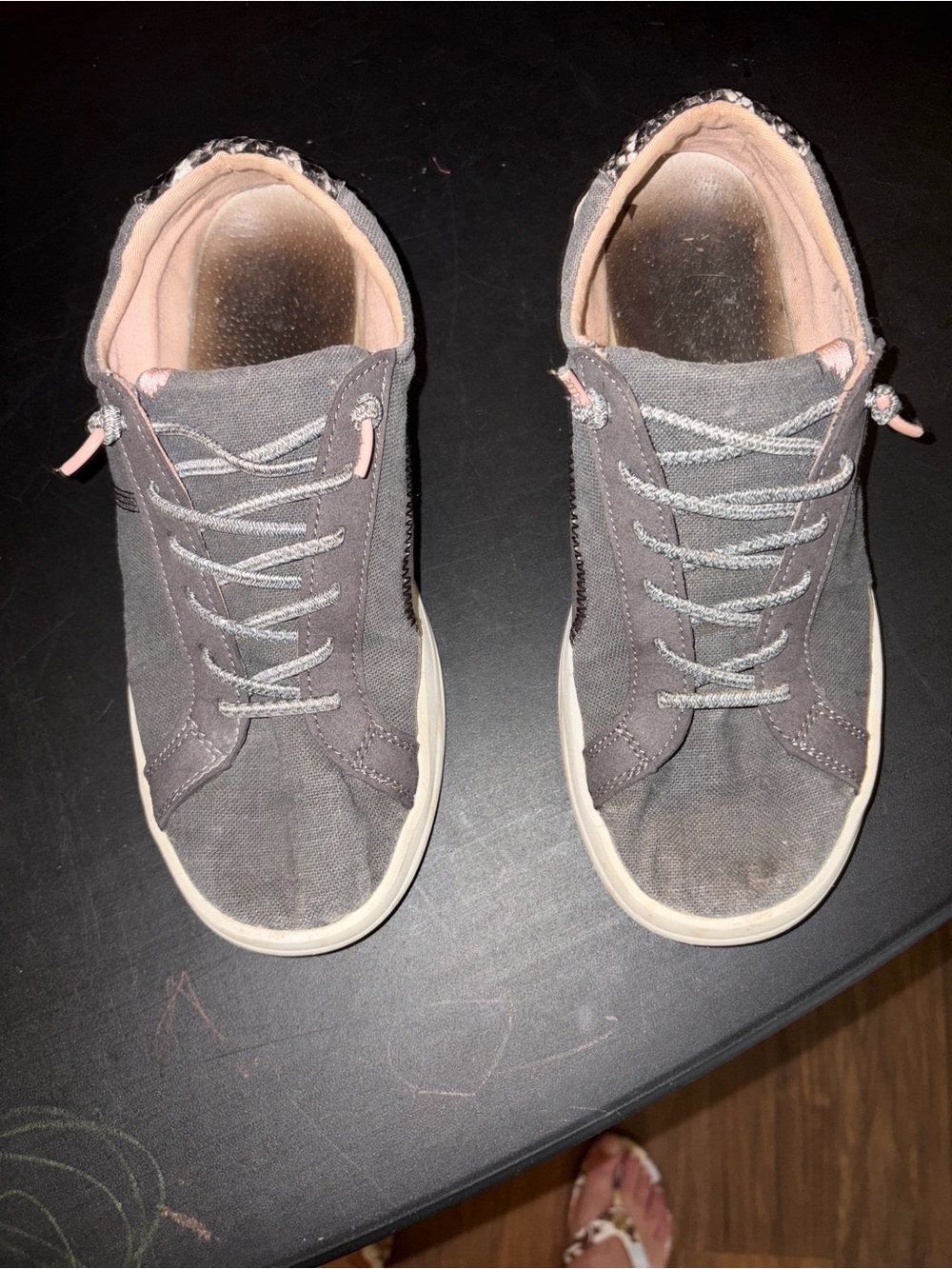 HEYDUDE Karina Jet Black Gray Pink Sneakers Women’s Size 7